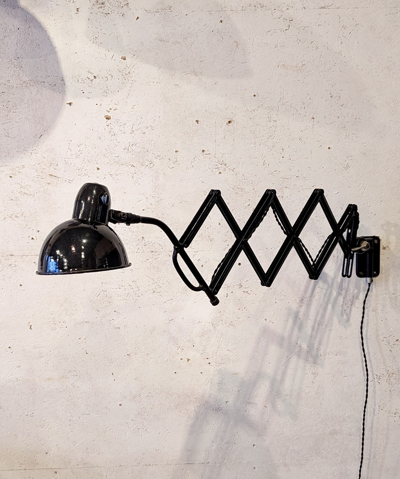 Jacobus scissor lamp