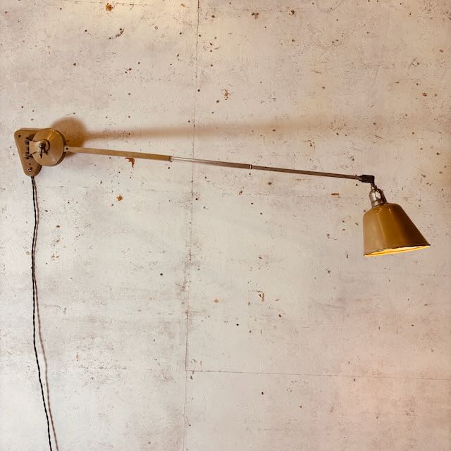 Schröder & Lobenstein “Akrobat” No. 5001 telescopic wall lamp